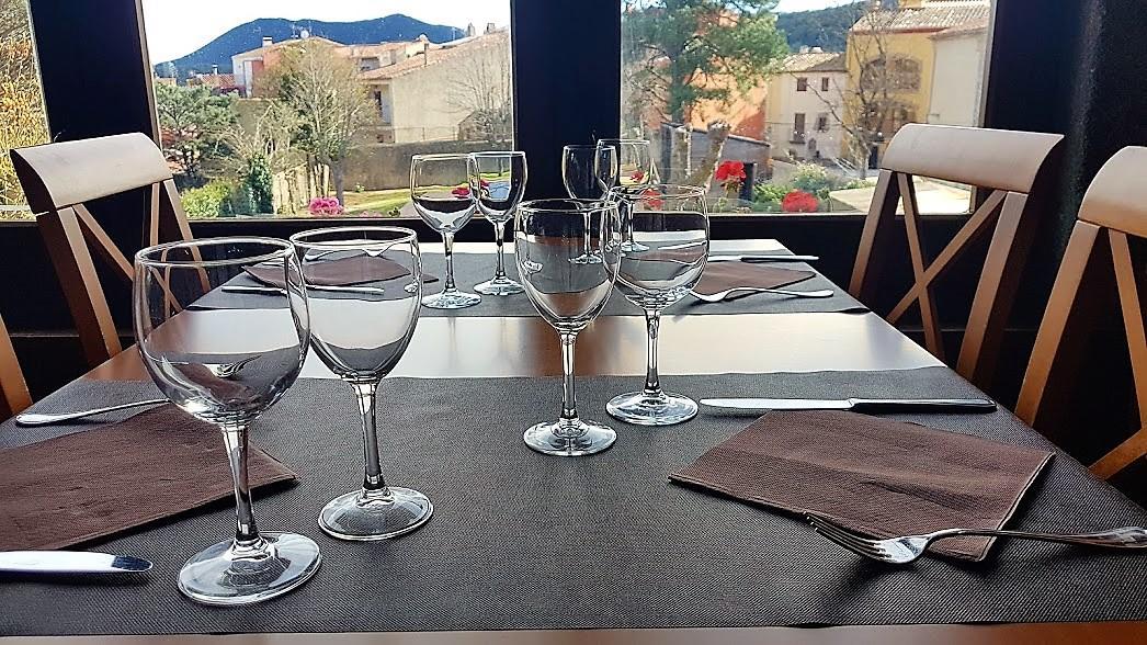 Hotel La Fonda Dels Pirineus Maçanet de Cabrenys Kültér fotó