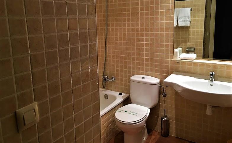 Hotel La Fonda Dels Pirineus Maçanet de Cabrenys Kültér fotó