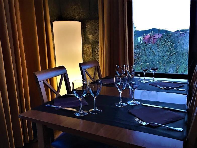 Hotel La Fonda Dels Pirineus Maçanet de Cabrenys Kültér fotó